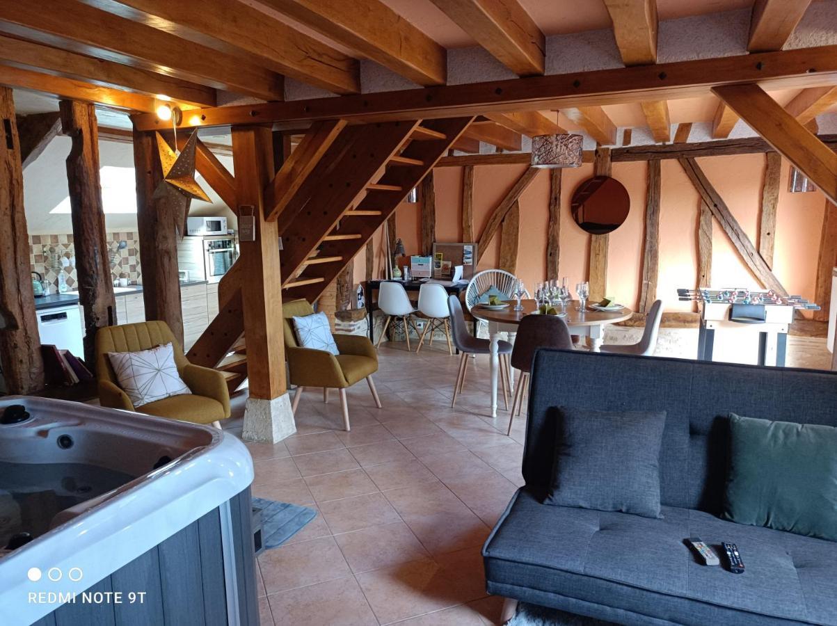 Villa classé 1h30 Paris jusqu'à 6 personnes SPA intérieur et extérieur pleine campagne Ladon Esterno foto