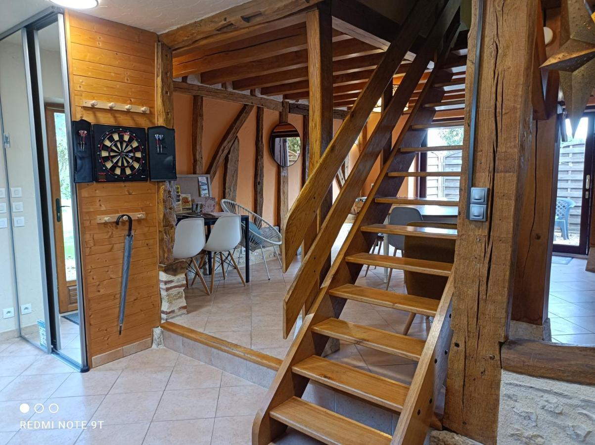 Villa classé 1h30 Paris jusqu'à 6 personnes SPA intérieur et extérieur pleine campagne Ladon Esterno foto