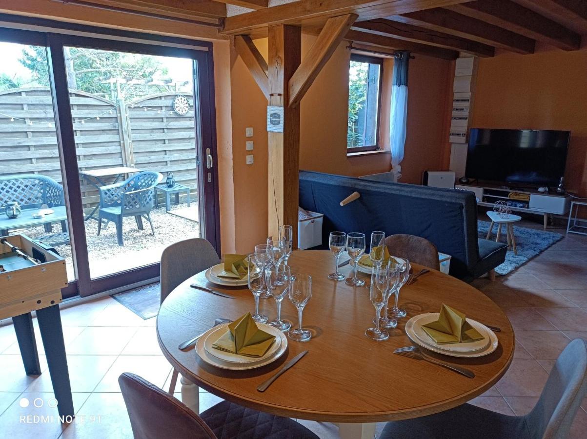 Villa classé 1h30 Paris jusqu'à 6 personnes SPA intérieur et extérieur pleine campagne Ladon Esterno foto